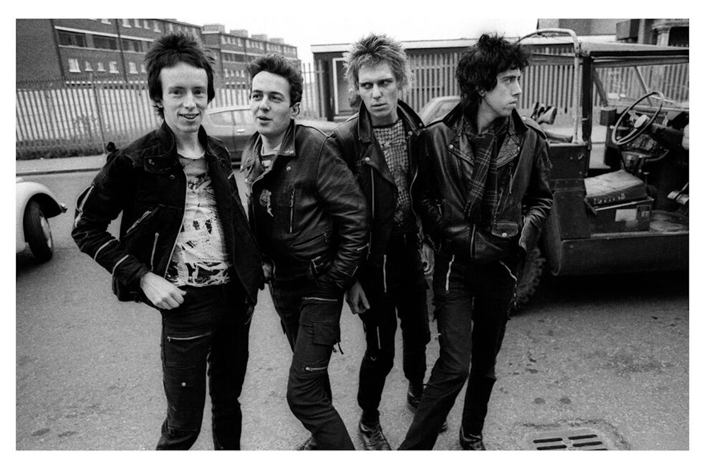 The Clash: white riot, black riot