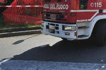 Incidenti sul lavoro a Roma e Brescia, morti due camionisti
