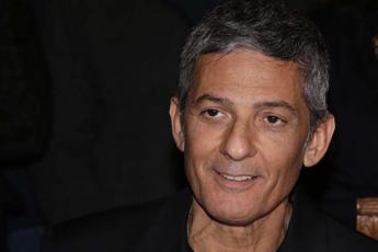 Sanremo 2023, nuovo spoiler di Fiorello su super ospite internazionale