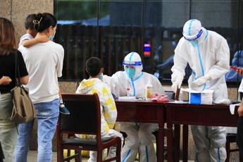 Covid Cina, Pechino: “Ondata infezioni sta per finire”