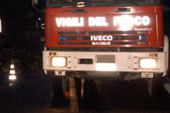 Foggia, dormono con braciere acceso: morti 2 migranti