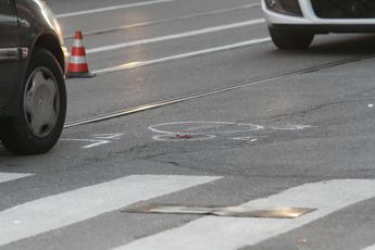 Milano, anziano travolto sulle strisce: ricoverato in codice rosso