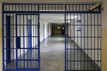 Torino, detenuta si lascia morire di fame in carcere