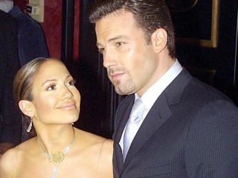 JLo e Ben Affleck: “Prima delle nozze fuga a Las Vegas perché troppo stressati”