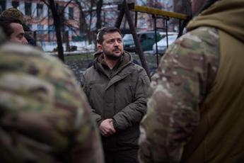 Ucraina, Zelensky: “Su fornitura armi non può esserci alcun tabù”