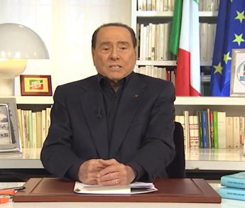 Berlusconi: “Con stop autorizzazioni preventive almeno un milione di posti” – Video