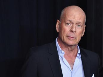 Bruce Willis, di che malattia soffre davvero l’attore? Cosa dicono gli scienziati