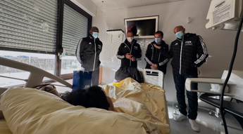 Del Piero e altre tre leggende Fifa visitano bimbi in ospedale a Parigi