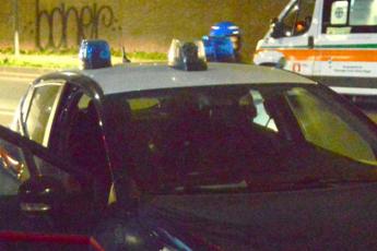 Milano, accoltellato in strada nella notte muore in ospedale