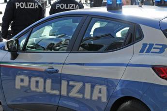 Napoli, rapina in villa a San Sebastiano: famiglia minacciata e legata