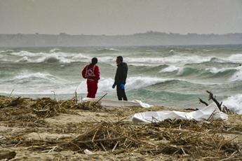 Naufragio Crotone, Emergency: “Tragedia attesa e che si può ripetere”