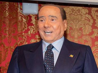 Ruby ter, Berlusconi assolto: Fi esulta e chiede commissione su giudici, Fdi frena