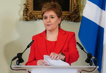 Scozia, arrestata ex premier Sturgeon