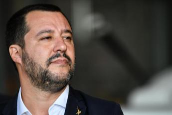 Sicurezza, Salvini: “Piano straordinario assunzioni: 1500 in stazioni e su treni”