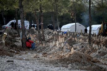 Terremoto Turchia e Siria, quasi 24mila morti