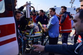 Terremoto Turchia, miracolo a Kahramanmaras: donna estratta viva a 222 ore dal sisma