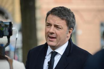 Terzo Polo, Renzi: “Non divorzio da Calenda”