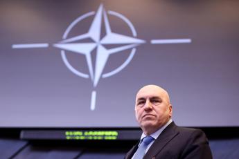 Ucraina, Crosetto: “Tutta la Nato vuole pace, ma bisogna essere in due”