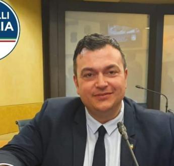 Accusa di molestie, Fratelli d’Italia sospende Joe Formaggio