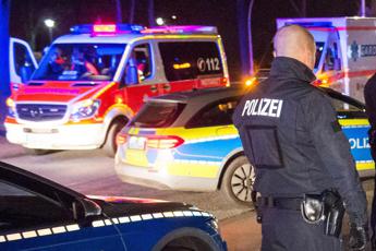 Amburgo, strage in chiesa Testimoni di Geova: “Almeno 7 morti”