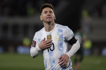 Barça, vicepresidente: “In contatto con Messi, vorrei vederlo tornare”