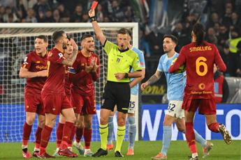 Calciomercato Roma, Ibanez ceduto e Lazio commenta su Twitter