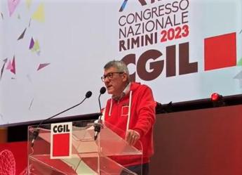 Cgil, Landini chiude il congresso: “Con Meloni diversità consistenti, non escluso sciopero”