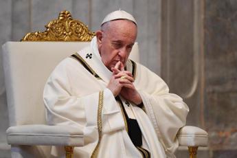 Papa Francesco: “Guerra è follia, agire senza violenza non è arrendersi”
