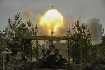 Ucraina, attacco di Kiev su Melitopol. Russia testa missili balistici Yars