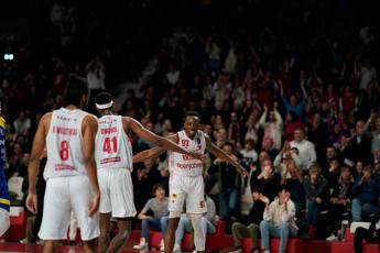 Basket, Varese penalizzata di 16 punti