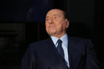Berlusconi, notte tranquilla: ottavo giorno in ospedale