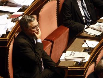 Fratelli d’Italia, è morto il senatore Augello: aveva 62 anni