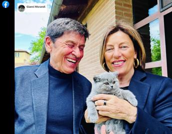 Gianni Morandi e il gatto, ecco come l’ha chiamato e perché