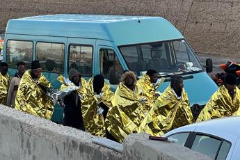 Migranti, prefetto Agrigento: “Non è umanitario insistere su sbarchi a Lampedusa”