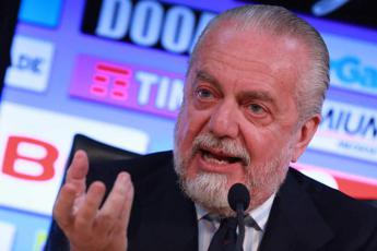 Napoli campione d’Italia, De Laurentiis: “Scudetto bis e poi Champions”