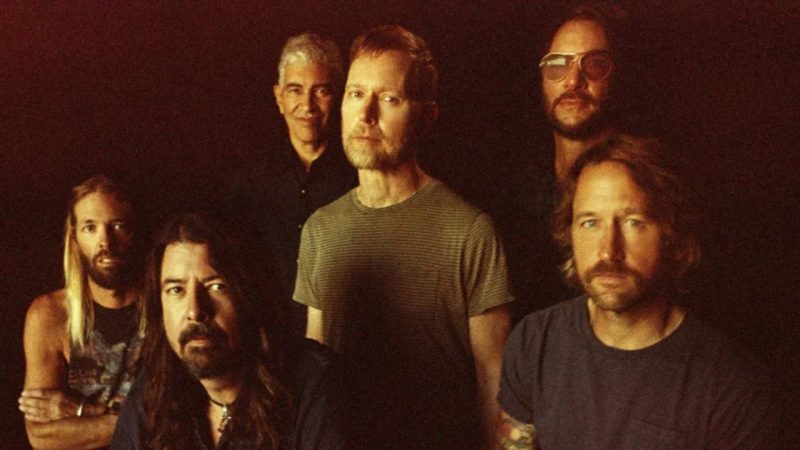 I Foo Fighters torneranno a stupirci, annunciati singolo ed album
