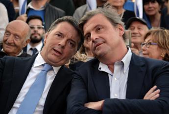 Renzi direttore del Riformista, alt di Calenda: “Separi Terzo Polo dal giornale”