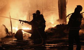 Russia, incendio al ministero della Difesa a Mosca