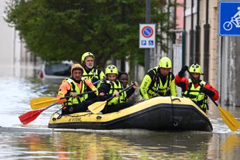 Alluvione Emilia Romagna, Conselice evacuata per “rischi sanitari”