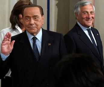 Berlusconi, Tajani: “Continua a migliorare, lui unico leader Forza Italia”