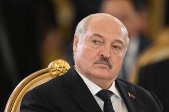 Bielorussia, Lukashenko: “Iniziato trasferimento armi nucleari dalla Russia”