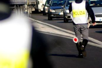 Contromano in autostrada sul raccordo Perugia-Bettolle: patente ritirata