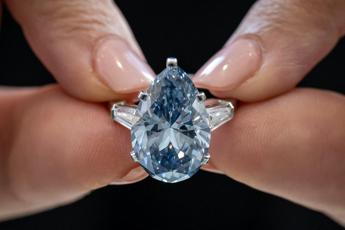 Diamante da record, Bulgari Laguna Blu venduto per 25 milioni