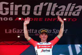 Giro d’Italia 2023, Pedersen vince sesta tappa