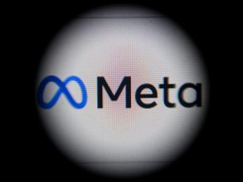 Meta lancia ‘Seamless M4T’, l’AI che supera la barriera delle lingue