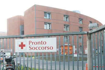 Milano, rissa in pronto soccorso Niguarda: “Hanno detto di essere armati”