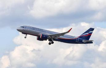 Russia, “decollare anche in caso di malfunzionamento”: la richiesta Aeroflot ai dipendenti
