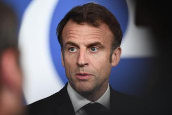 Ue, Macron: “Meloni? Ci sarà occasione di incontrarci”