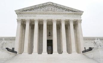 Usa, stop Corte Suprema a iniezione letale: “Condannato ha scelto camera a gas”