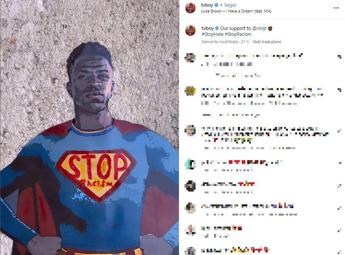 Vinicius diventa Superman dopo il no al razzismo, il murale di TvBoy